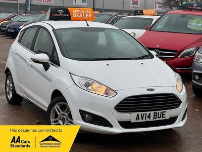 Used Ford Fiesta Zetec 2014 White Hatchback