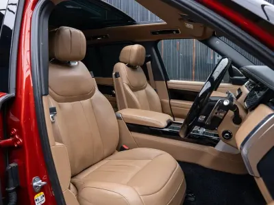 Käytetty Land Rover Range Rover Autobiography 2022 Oranssi Katumaasturi