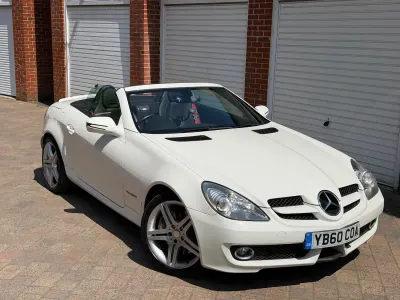 Used Mercedes SLK200 2011 White Cabriolet