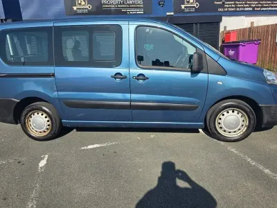 Used Peugeot TePee Comfort 98 HP (72 kW) 2011 Estate