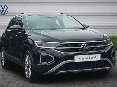 Begagnad VW T-Roc Style 110 HK (80 kW) 2022 Svart SUV