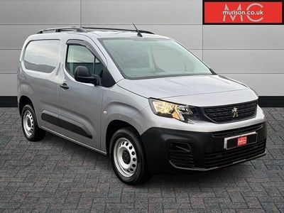 Used Peugeot Partner Premium 102 HP (75 kW) 2024 Grey MPV