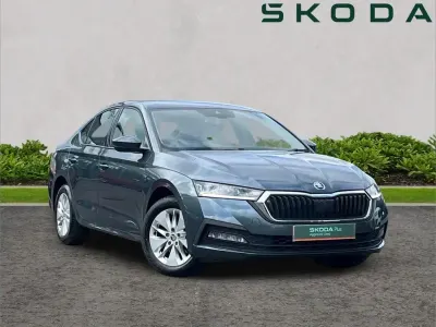 Używany Skoda Octavia SE Technology 113 KM (83 kW) 2022 Szary Hatchback