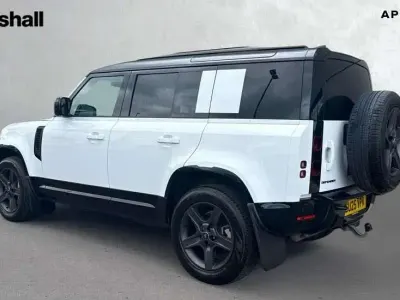 Used Land Rover Defender SE Dynamic 350 HP (257 kW) 2025 White SUV