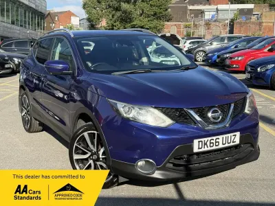 Used Nissan Qashqai Tekna 110 HP (80 kW) 2016 Blue SUV