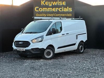 Used Ford Transit Custom 105 HP (77 kW) 2018 White Van