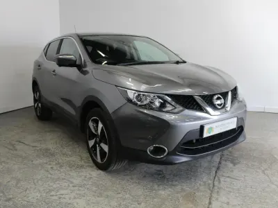 Used Nissan Qashqai N-Connecta 110 HP (80 kW) 2017 Grey SUV