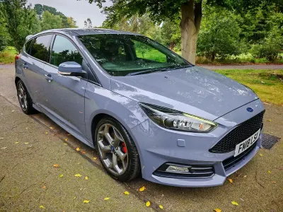 Used Ford Focus ST 185 HP (136 kW) 2018 Grey Hatchback