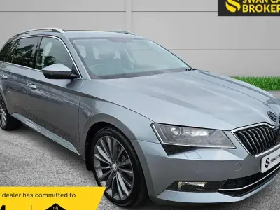 Used Skoda Superb SE L Executive 190 HP (139 kW) 2016 Grey Estate