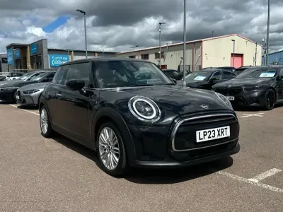 Used Mini Cooper Exclusive 134 HP (98 kW) 2023 Black Hatchback