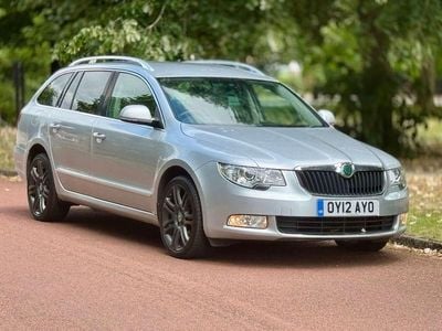 Silver Used 2012 Skoda Superb Elegance Estate | £4,670 (Fair price)
