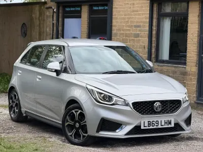 Used MG MG3 Exclusive 106 HP (77 kW) 2019 Silver Hatchback