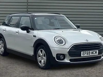 Usado Mini Cooper Clubman Classic 136 HP (100 kW) 2022 Carrinha