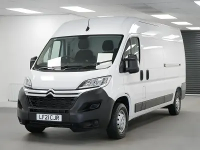 Used Citroën Relay 140 HP (102 kW) 2021 White Van