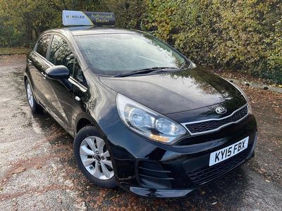 Black Used 2015 Kia Rio Hatchback | £4,350 (Fair price)