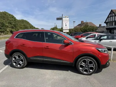 Used Renault Kadjar Dynamique 110 HP (80 kW) 2016 Red SUV