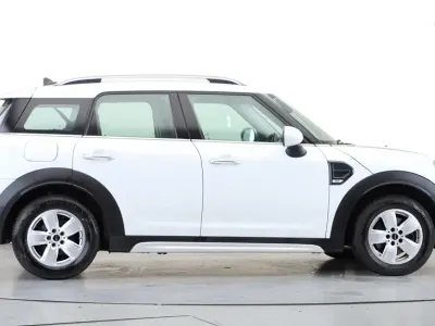 Used Mini Cooper Countryman 2018 White SUV