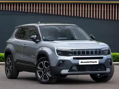 Novo Jeep Avenger Summit 100 HP (73 kW) 2026 Prateado SUV