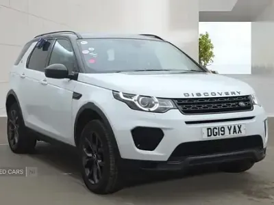 Begagnad Land Rover Discovery Sport Landmark 180 HK (132 kW) 2019 Vit SUV