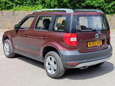 Used Skoda Yeti 2013 Red SUV