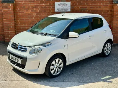 Used Citroën C1 Feel 68 HP (50 kW) 2016 White Hatchback