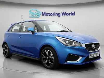 Usado MG MG3 Exclusive 2023 Azul Utilitario