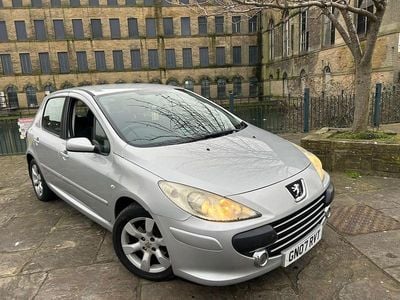 Silver Used 2007 Peugeot 307 S Hatchback | £995 (Fair price)