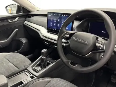 New Skoda Octavia SE Technology 116 HP (85 kW) 2025 Black Estate