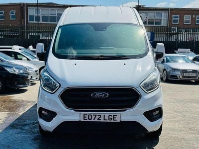Used Ford Transit Custom Limited 130 HP (95 kW) 2022 White Van