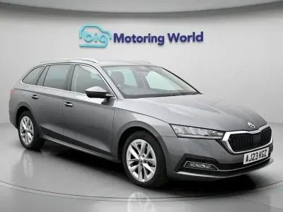 Used Skoda Octavia SE L 201 HP (147 kW) 2023 Grey Estate