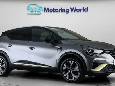 Used Renault Captur Engineered 145 HP (106 kW) 2024 Grey/black SUV