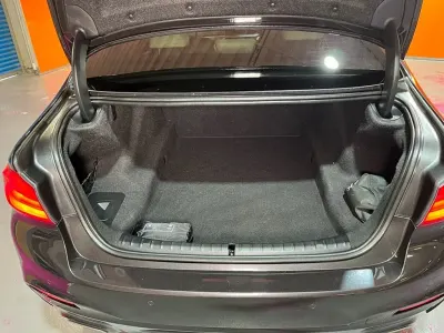 Begagnad BMW 520 M Sport 190 HK (139 kW) 2020 Grå Sedan