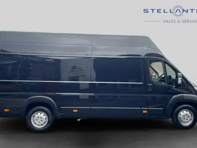 Used Citroën Relay 138 HP (101 kW) 2023 Grey Van
