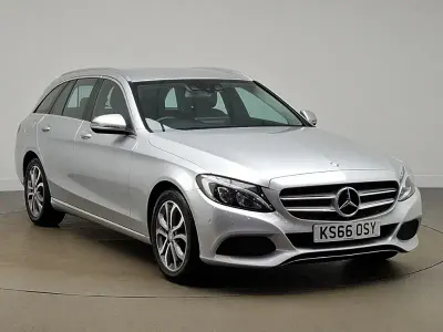 Usado Mercedes C200 184 HP (135 kW) 2016 Prateado Carrinha