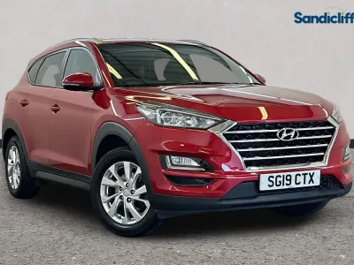 Used Hyundai Tucson SE 132 HP (97 kW) 2019 Red SUV