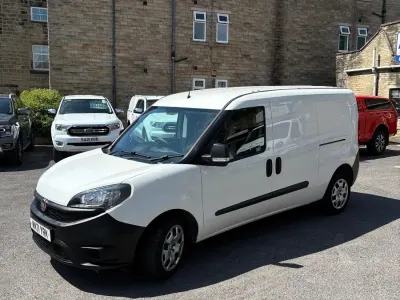 Used Fiat Doblò 2021 White MPV