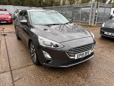 Used Ford Focus Zetec 125 HP (91 kW) 2019 Grey Hatchback