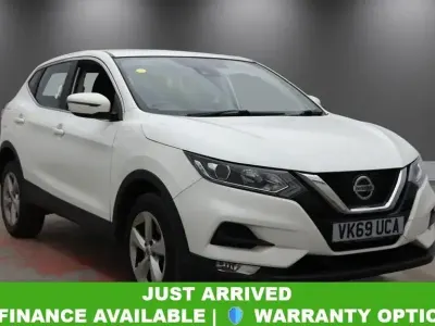 Used Nissan Qashqai Acenta Premium 160 HP (117 kW) 2019 White SUV