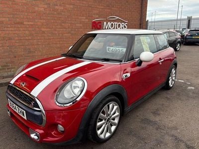 Red Used 2014 Mini Cooper S Hatch Hatchback | £4,995 (Fair price)
