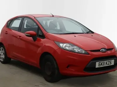 Usado Ford Fiesta 82 HP (60 kW) 2011 Vermelho Citadino