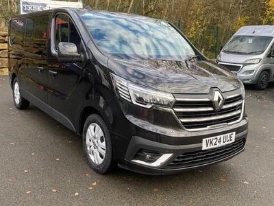 Black Used 2024 Renault Trafic MPV | £22,495 (Fair price)