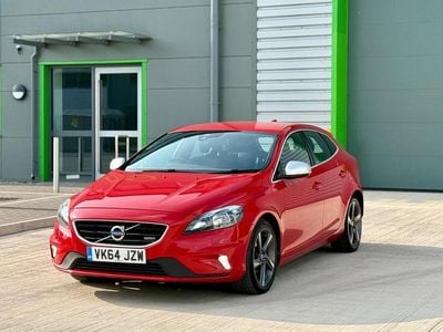 Used Volvo V40 R-Design 115 HP (84 kW) 2014 Red Hatchback