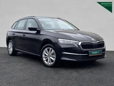 Begagnad Skoda Octavia SE Technology 113 HK (83 kW) 2025 Svart Kombi