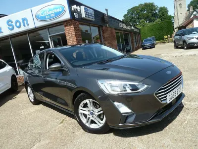 Used Ford Focus Zetec 125 HP (91 kW) 2018 Grey Hatchback