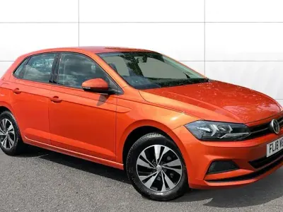 Used VW Polo SE 65 HP (47 kW) 2018 Orange Hatchback
