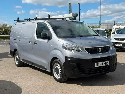 Używany Peugeot Expert 120 KM (88 kW) 2021 Szary Van