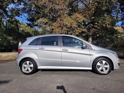 Mercedes B180