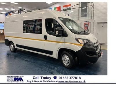 Used Peugeot Boxer S 140 HP (102 kW) 2021 White Van