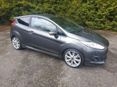 Used Ford Fiesta ST-Line 125 HP (91 kW) 2017 Grey Hatchback