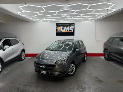 Usado Vauxhall Corsa 90 CV (66 kW) 2015 Gris Utilitario